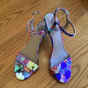 UNLISTED Kind Deed floral sandal Size 8M